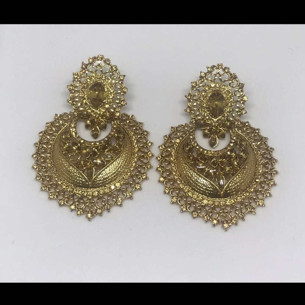 Big size earrings